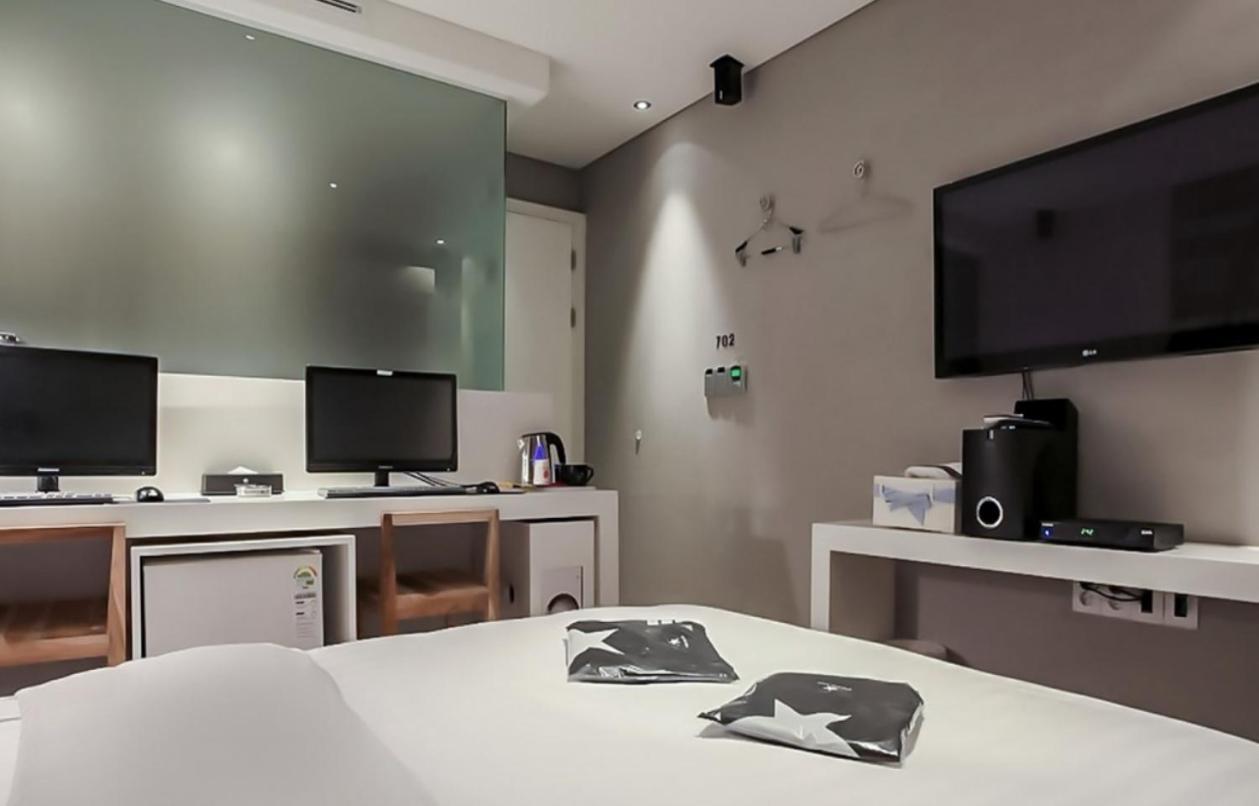 Nine Star Hotel Seoul Bagian luar foto