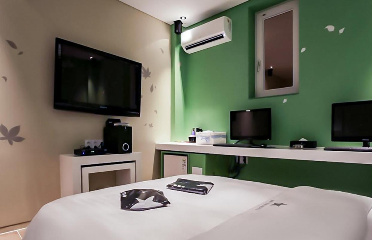 Nine Star Hotel Seoul Bagian luar foto